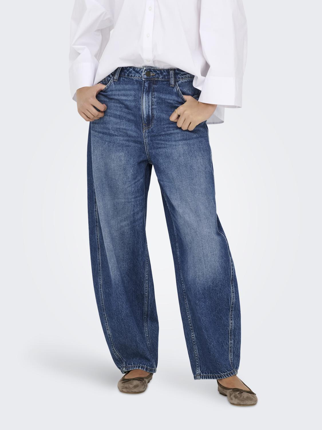 model_shot-front